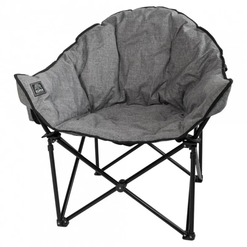 The padded foldable chair KUMA Lazy Bear offers top comfort outdoors. Ideal for camping, picnics, and terrace gatherings. With a load capacity of up to 160 kg, it makes a reliable companion for your adventures.